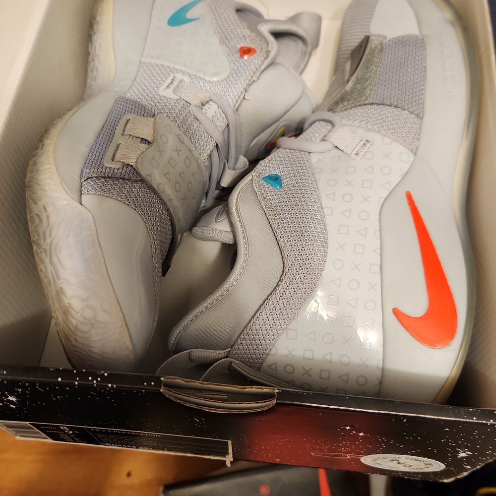 Nike PG 2.5 PLAYSTATION  COLLAB